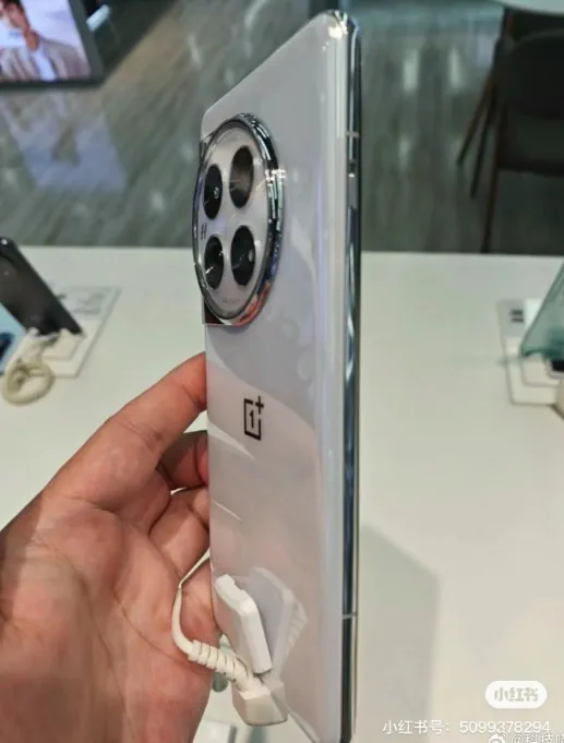 Oneplus 12 handson2