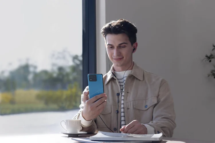 ASUS Zenfone 11 Ultra Blue