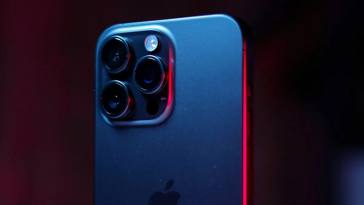 Η Apple θα κάνει μια σημαντική αλλαγή σε όλα τα κουμπιά στο iPhone 16