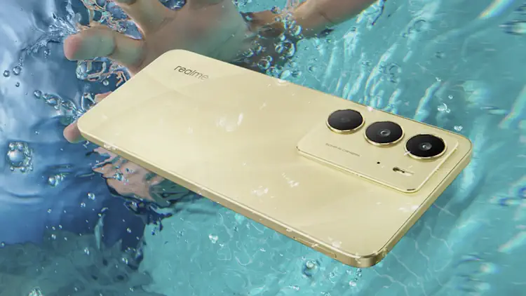 realme 14x underwater