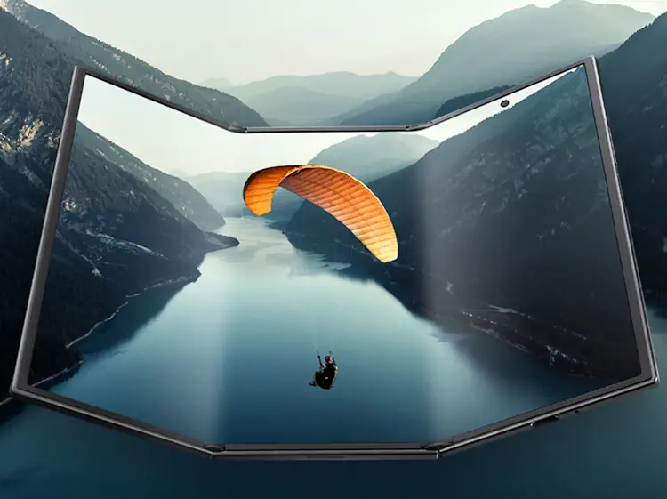 z tri fold samsung screen