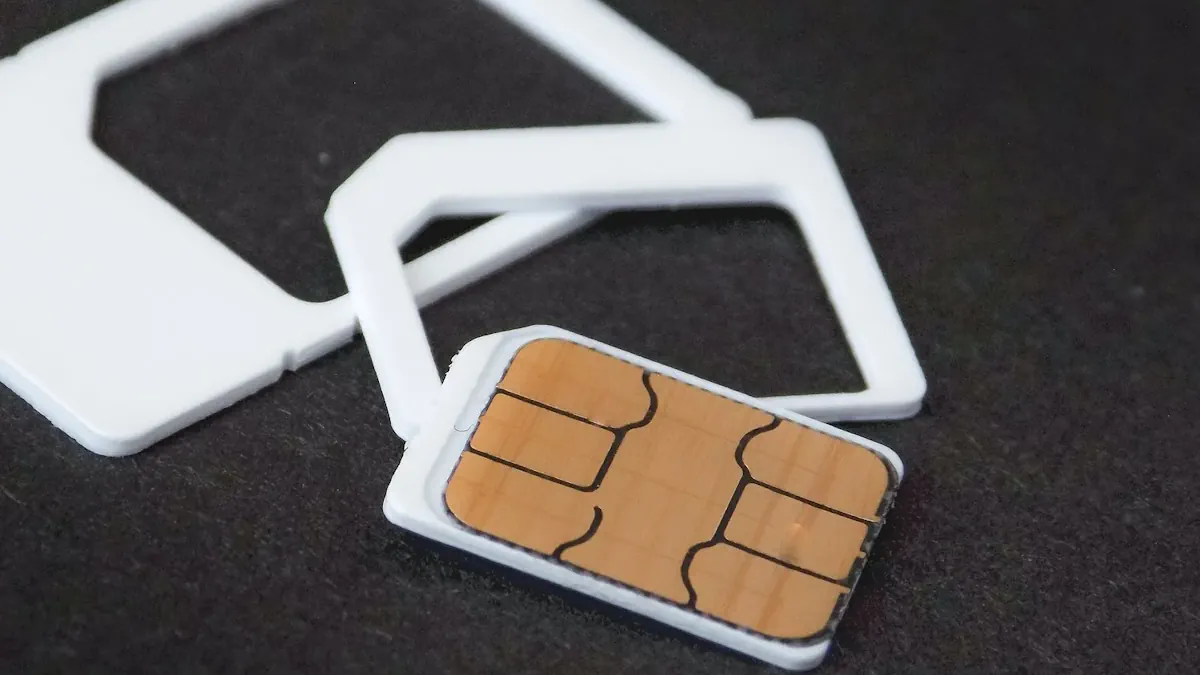 Τι είναι μια eSIM; Εδώ είναι όλα όσα πρέπει να γνωρίζετε