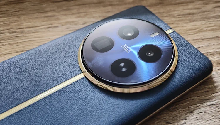 realme 12 pro plus camera 1