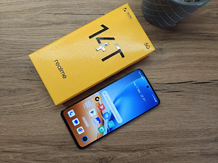 realme 14t screen