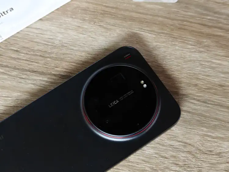 xiaomi 17 ultra camera close